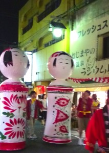 こけしパレード＠こけし祭り、Naruko-Onsen, Sept.5,2014 by Maenaka