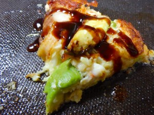 いつものお好み焼きにアボカド＆チーズを加え、夏を乗り切るby Tsujino-san, August2015