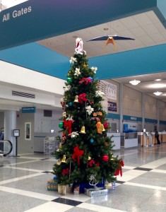 Christmas Tree@airport, Champaign, Dec.18, 2015