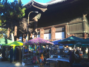 UCのMiddle Marketは京都だと「手作り市」かな, Jan15@知恩寺,Kyoto